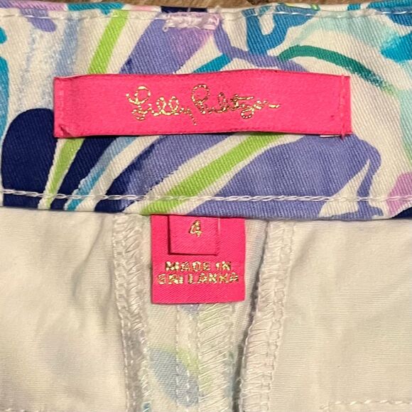 Lilly Pulitzer Callahan Stretch Shorts "Patch My Drift" Chino Style Size 4 - Picture 5 of 8